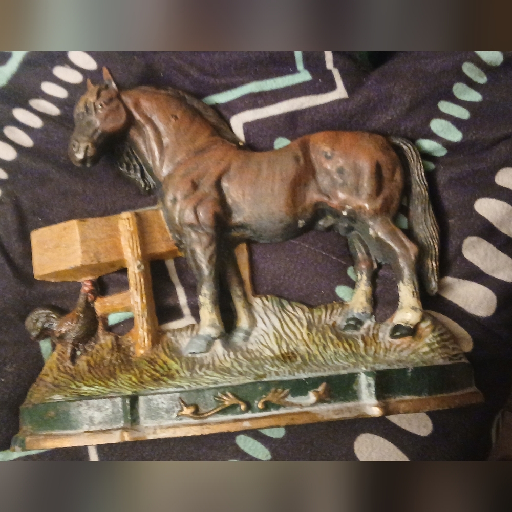 Vintage Horse Wall Decor Heavy Csst Iron 12" wide 8 " tall hand painted
